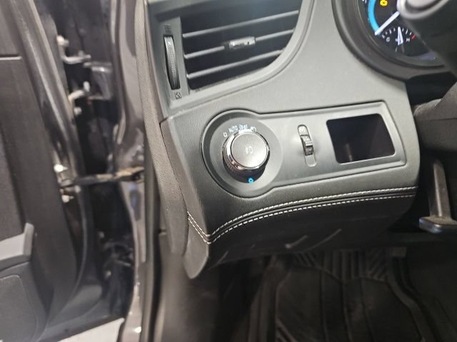 Used 2013 Buick LaCrosse Premium FWD image 12