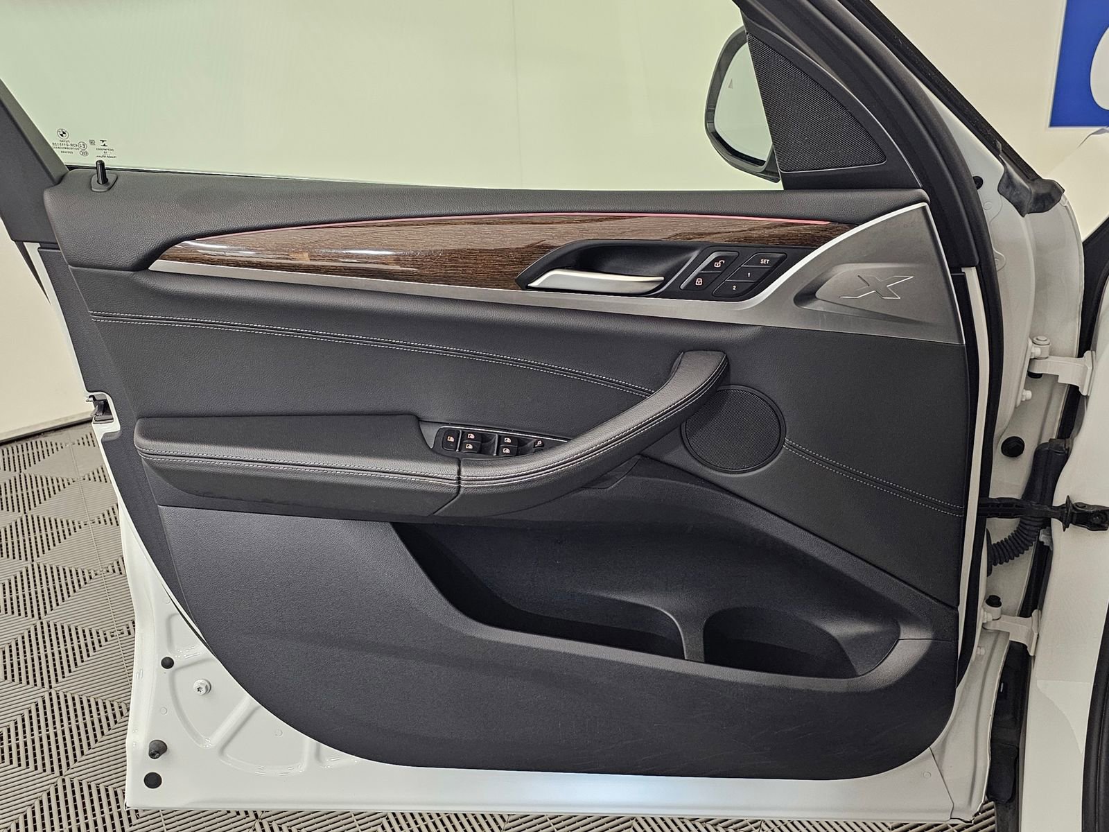 Used 2018 BMW X3 xDrive30i w/ Convenience Package image 10