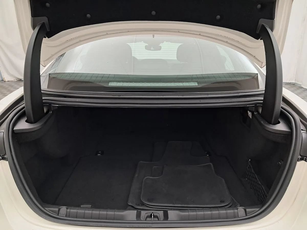 Used 2019 Maserati Ghibli S Q4 AWD/4WD image 23