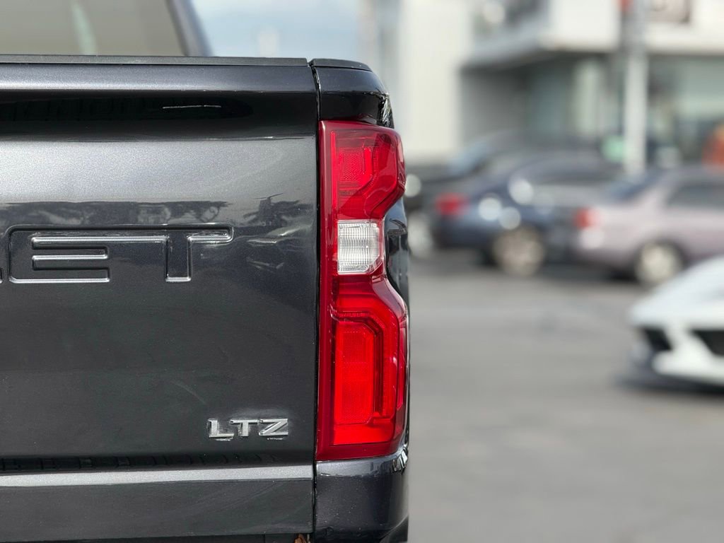 Used 2024 Chevrolet Silverado 2500 LTZ image 10