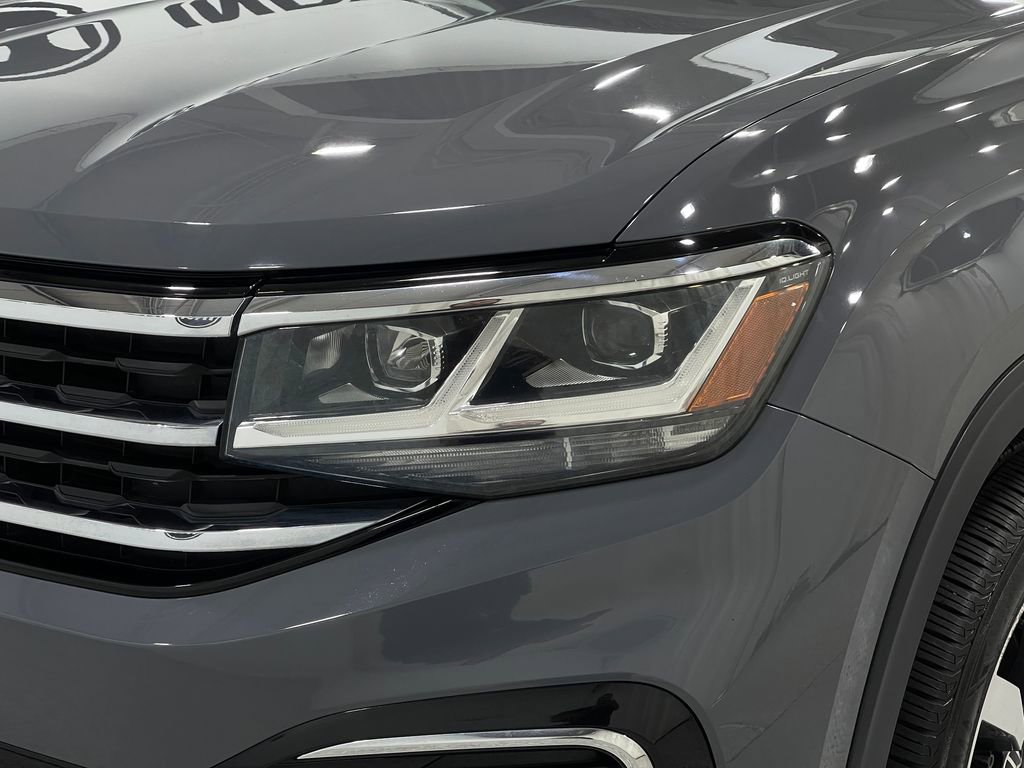 Used 2021 Volkswagen Atlas Cross Sport SE w/ Panoramic Sunroof Package image 32