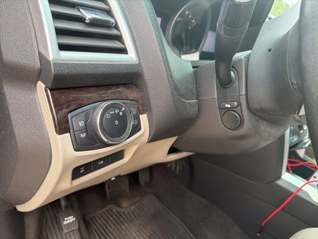 Used 2013 Ford Explorer Limited image 24