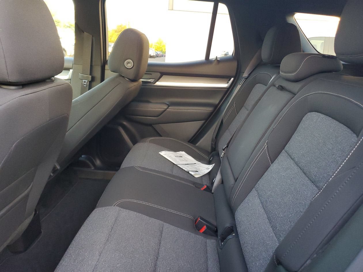 New 2026 GMC Terrain Elevation FWD image 11