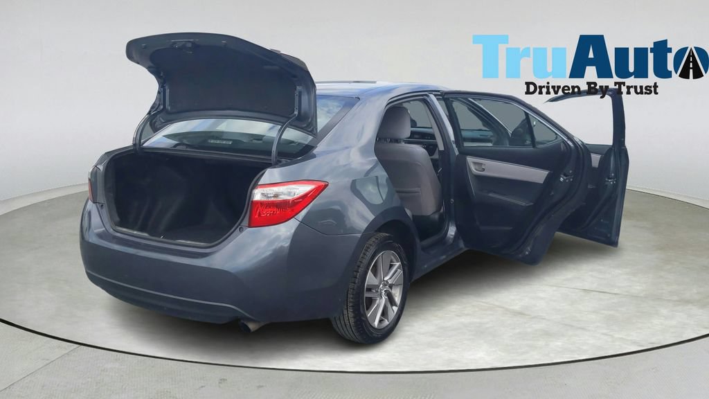 Used 2015 Toyota Corolla LE FWD image 13
