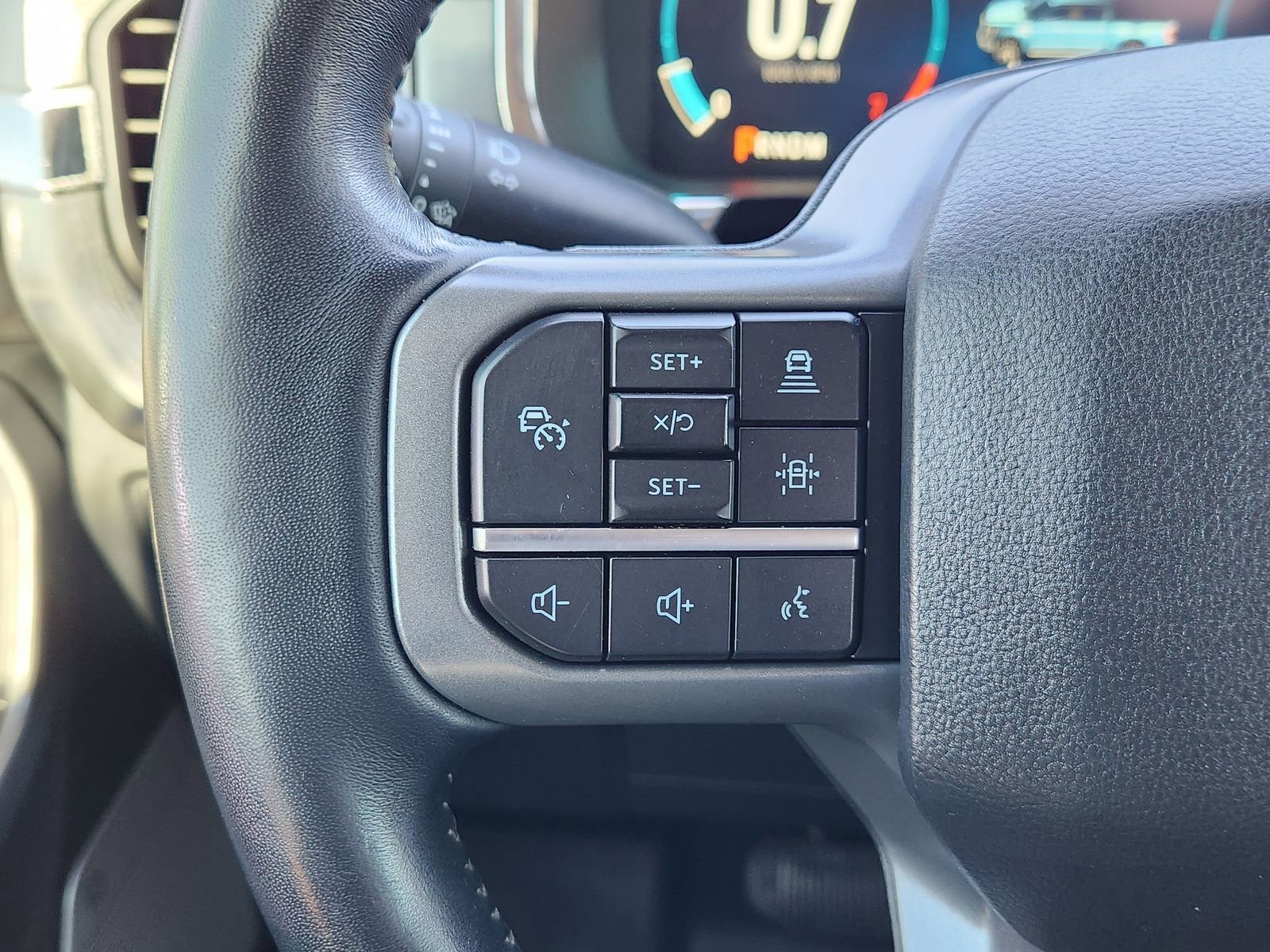 Used 2021 Ford F150 Lariat w/ Equipment Group 502A High image 32