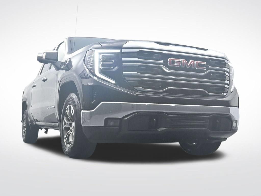 Used 2025 GMC Sierra 1500 SLT RWD image 31