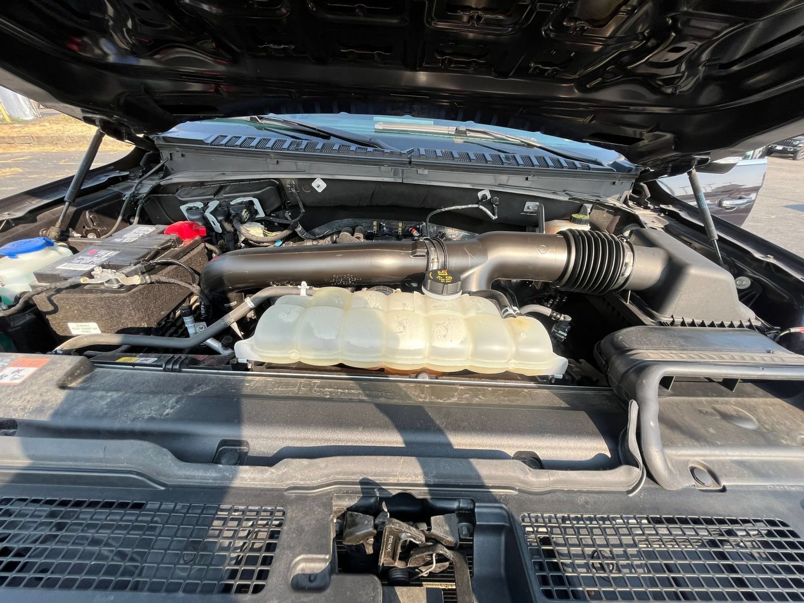 Used 2024 Ford Expedition Limited RWD image 36
