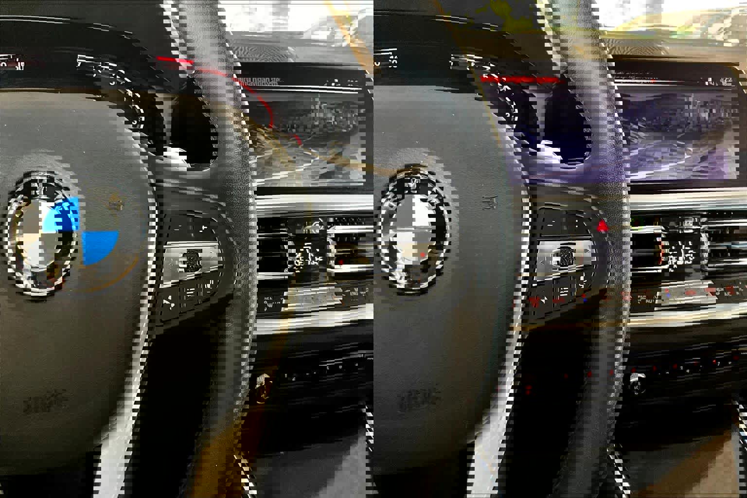 Used 2019 BMW 330i Sedan w/ Convenience Package image 24