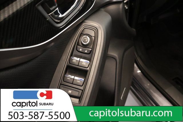 Used 2020 Subaru Crosstrek 2.0i Limited w/ Moonroof Package w/Navigation AWD/4WD image 12