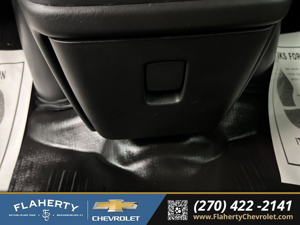 New 2026 Chevrolet Express 3500 RWD image 25