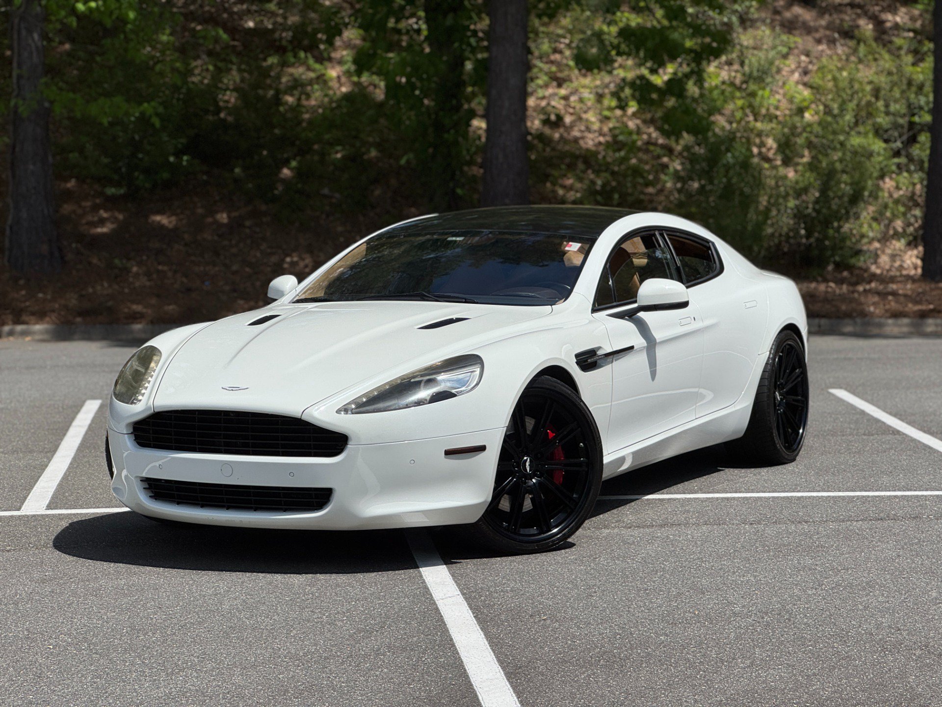 Used 2011 Aston Martin Rapide RWD image 1