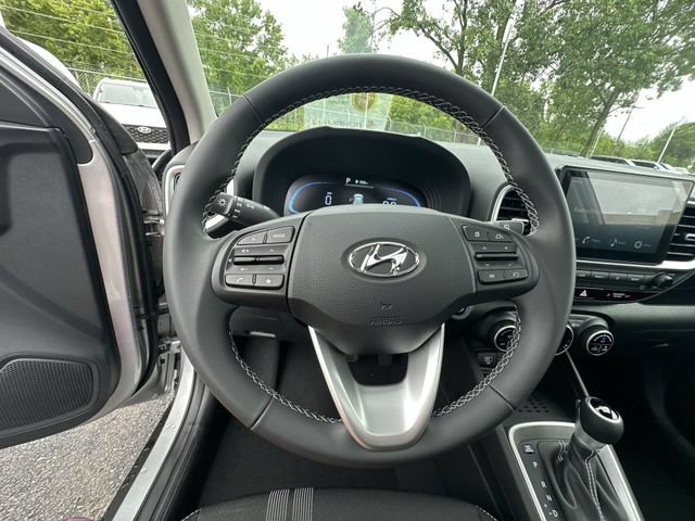 New 2026 Hyundai Venue SEL FWD image 30