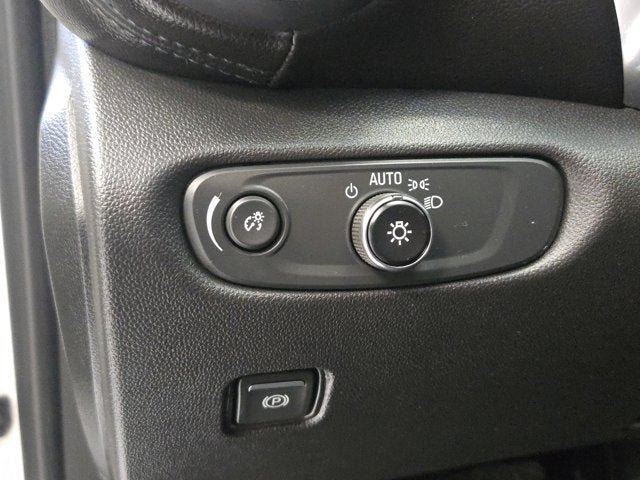 Used 2021 Chevrolet Blazer LT FWD image 22