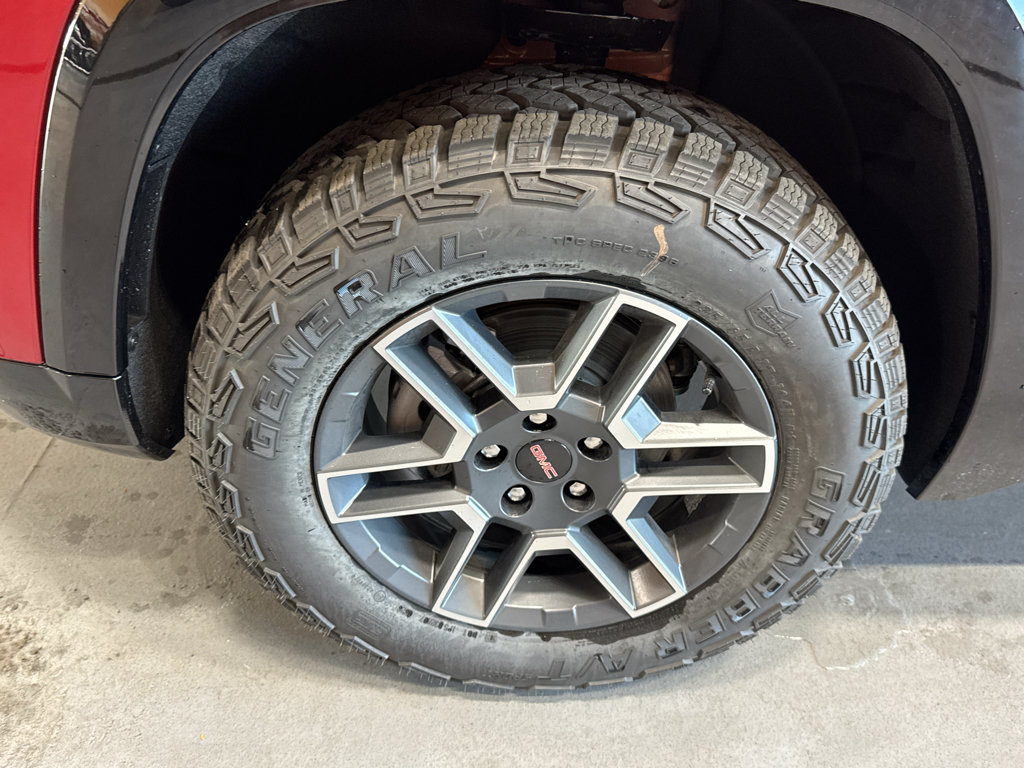 New 2026 GMC Terrain AT4 AWD/4WD image 9