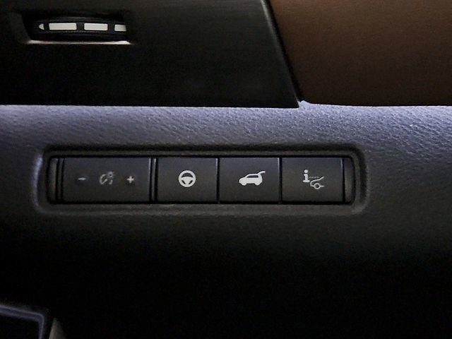 Used 2024 Nissan Pathfinder Platinum FWD image 28
