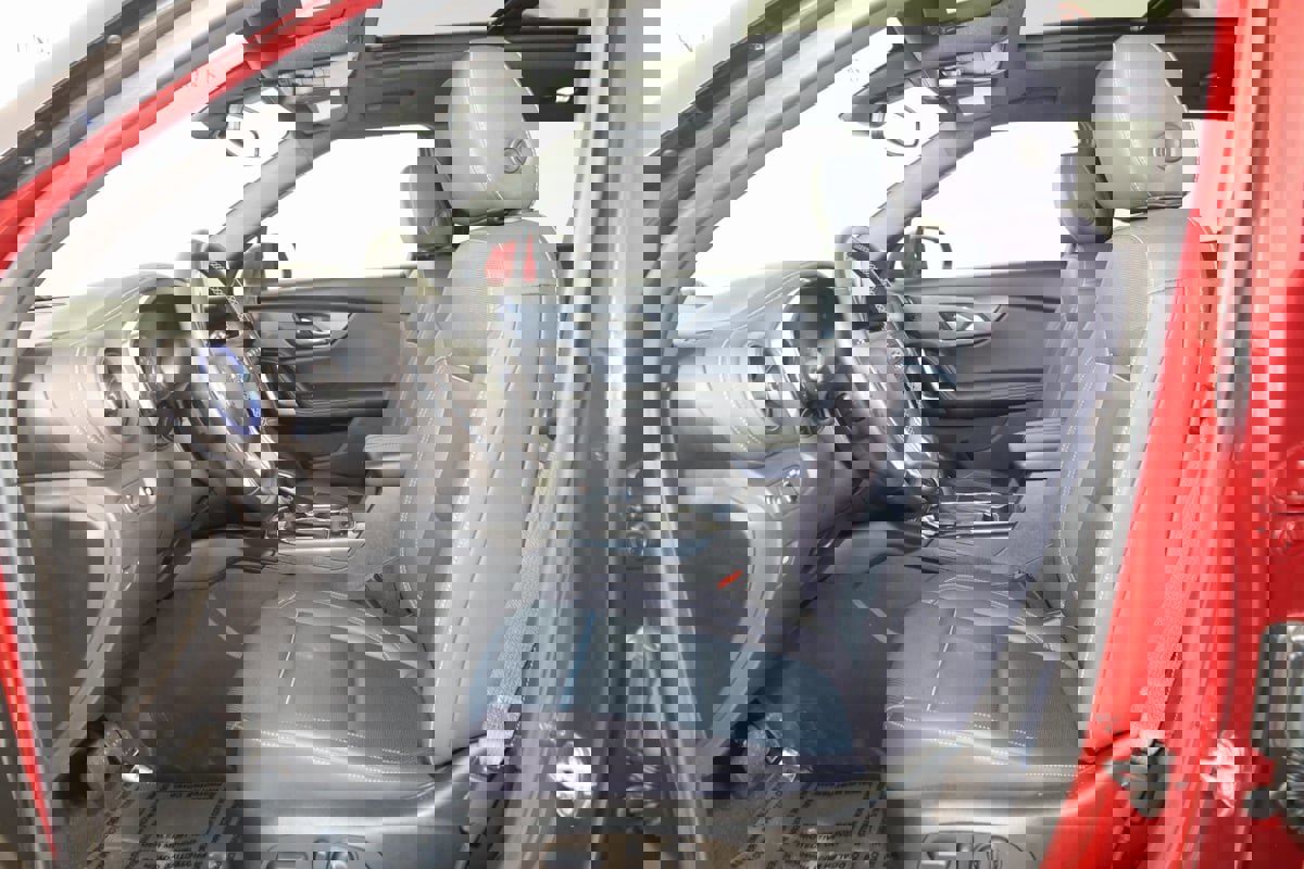 Used 2023 Chevrolet Blazer RS image 12