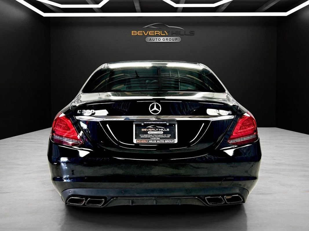 Used 2021 Mercedes-Benz C 300 4MATIC Sedan image 4