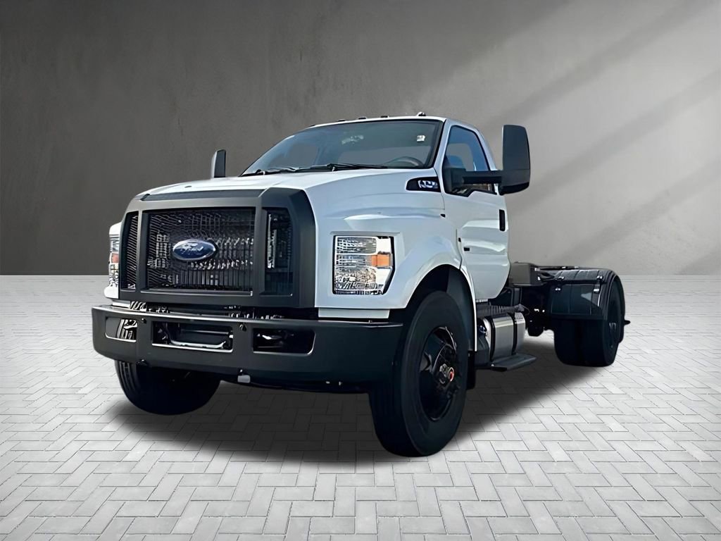 New 2026 Ford F750 2WD Regular Cab Super Duty image 3