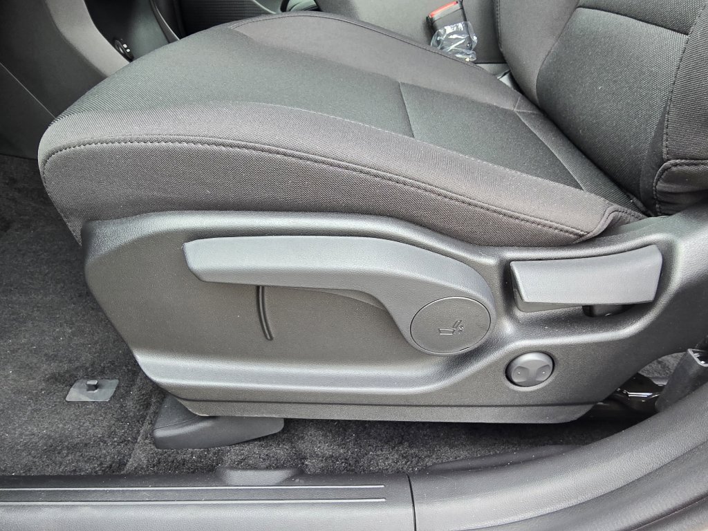 New 2026 Hyundai Santa Fe SE image 16