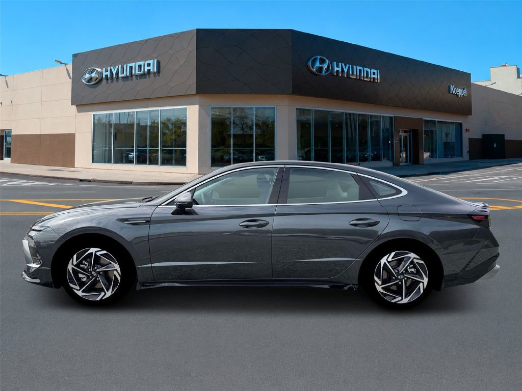 New 2026 Hyundai Sonata SEL FWD image 3