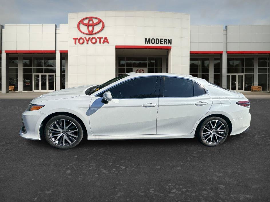 Used 2023 Toyota Camry XLE w/ Navigation Package FWD image 20