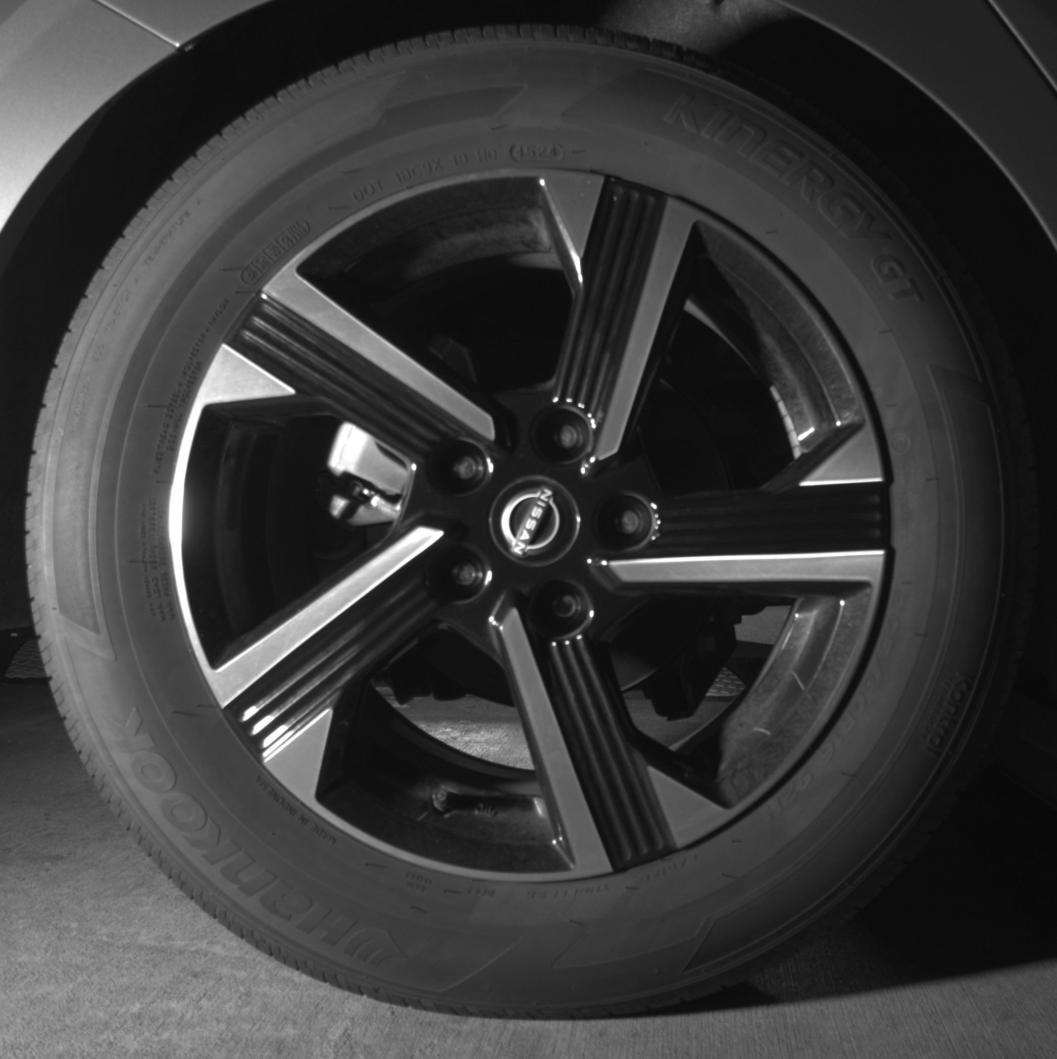 Used 2025 Nissan Sentra SV image 15