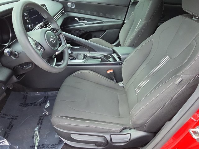 Used 2023 Hyundai Elantra SEL FWD image 10