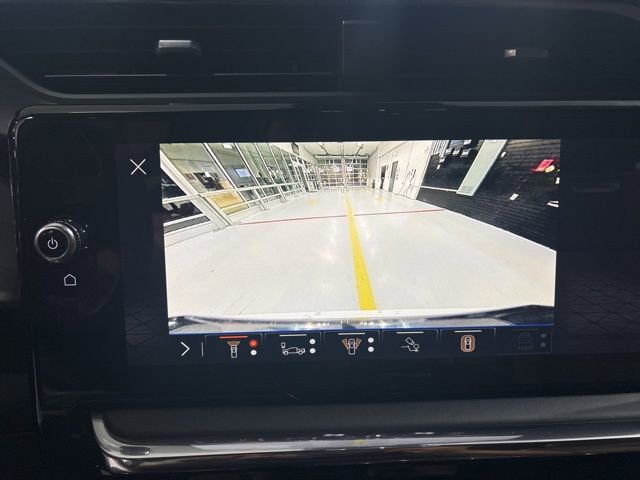 Used 2024 GMC Sierra 2500 Denali Ultimate w/ LPO, GMC Protection Package image 25