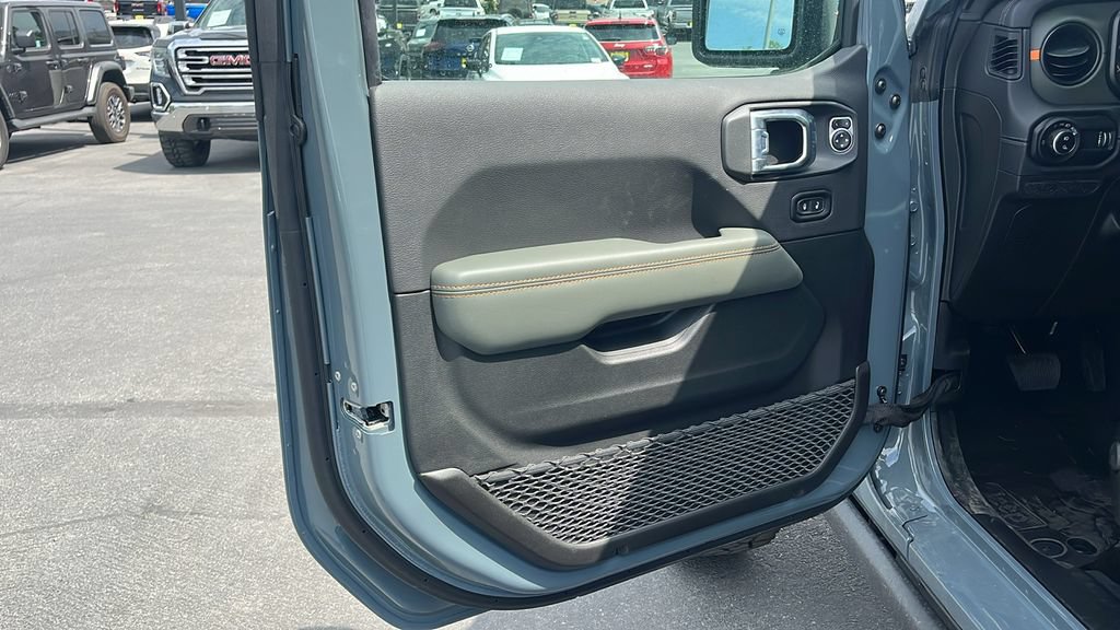 New 2026 Jeep Gladiator Mojave AWD/4WD image 9