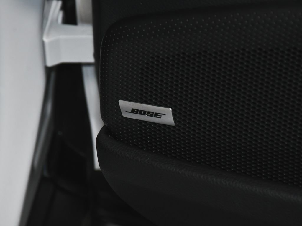 Used 2025 Porsche Panamera 4 image 19