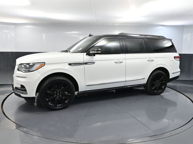 Used 2022 Lincoln Navigator Black Label AWD/4WD image 12