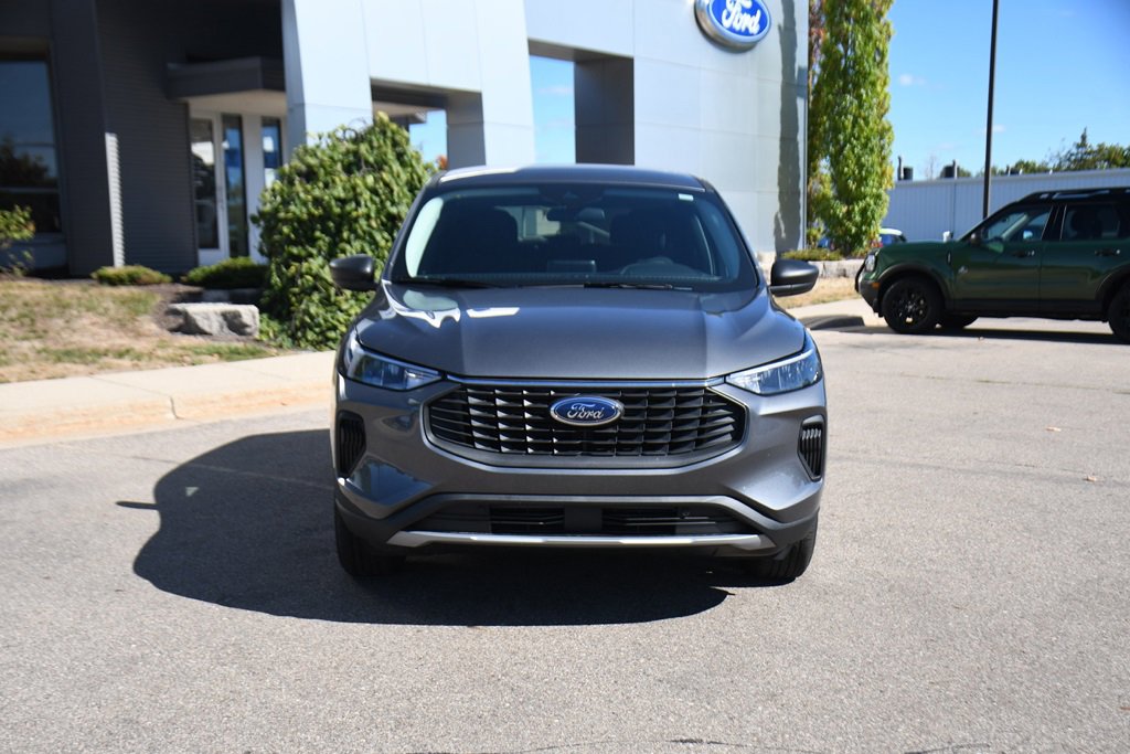 New 2026 Ford Escape Active image 10