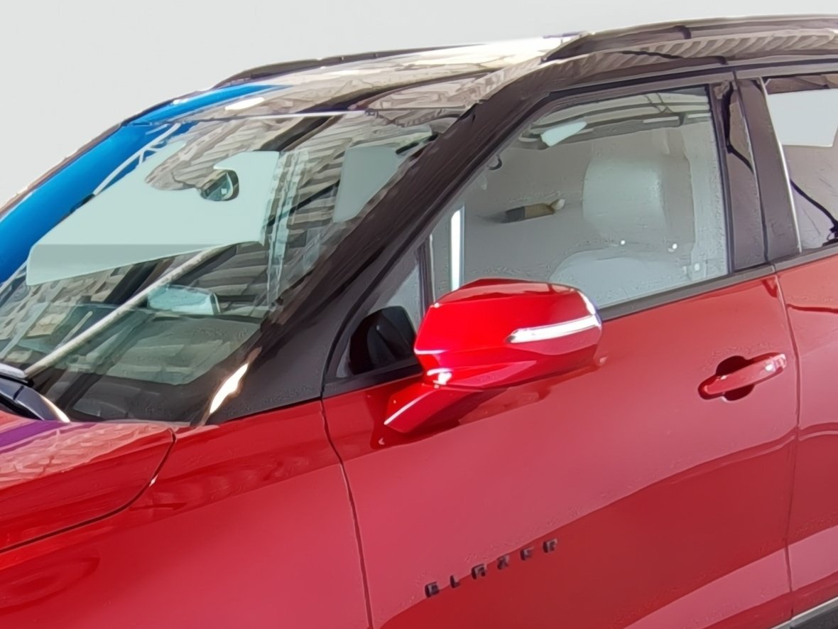 Used 2023 Chevrolet Blazer RS w/ Enhanced Convenience Package FWD image 8