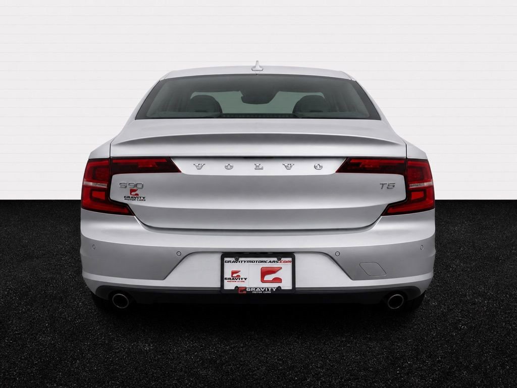 Used 2018 Volvo S90 T5 Momentum w/ Convenience Package FWD image 5