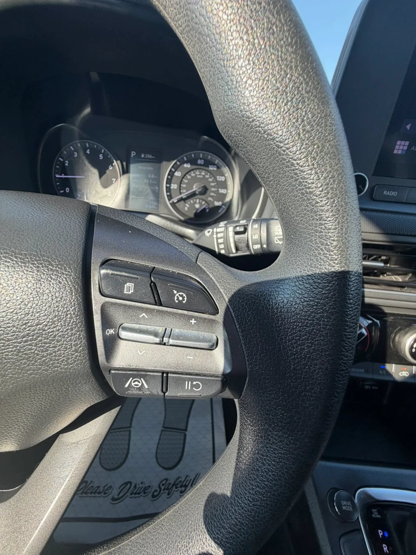Used 2022 Hyundai Kona SEL w/ Cargo Package FWD image 31