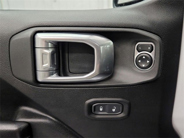 Used 2021 Jeep Wrangler Unlimited Rubicon image 26