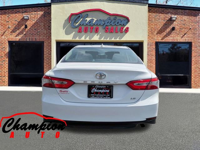 Used 2019 Toyota Camry LE image 8