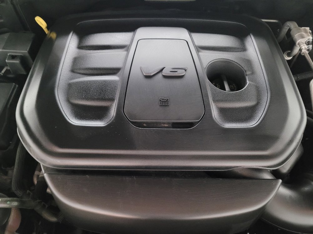 Used 2020 Jeep Grand Cherokee Laredo w/ Security & Convenience Group image 30