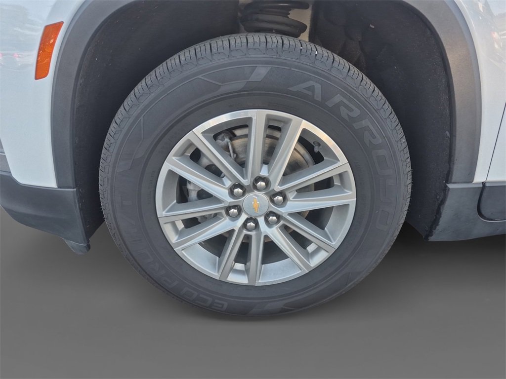 Used 2022 Chevrolet Traverse LT w/ LPO, Floor Liner Package image 13