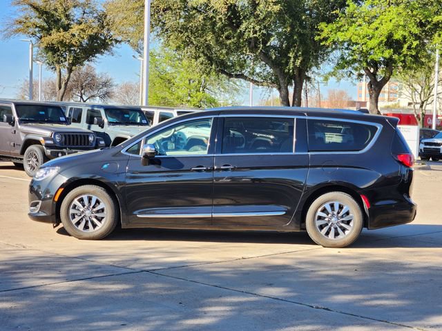 Certified 2020 Chrysler Pacifica Limited w/ Advanced Safetytec Group FWD image 4