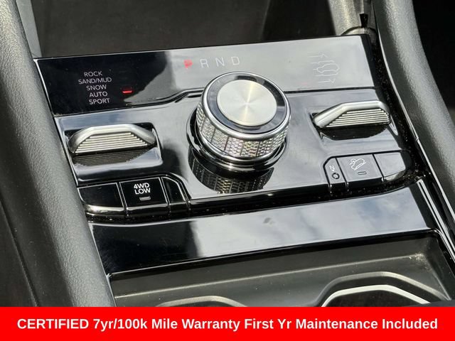 Used 2025 Jeep Grand Cherokee Summit w/ Obsidian Package AWD/4WD image 19