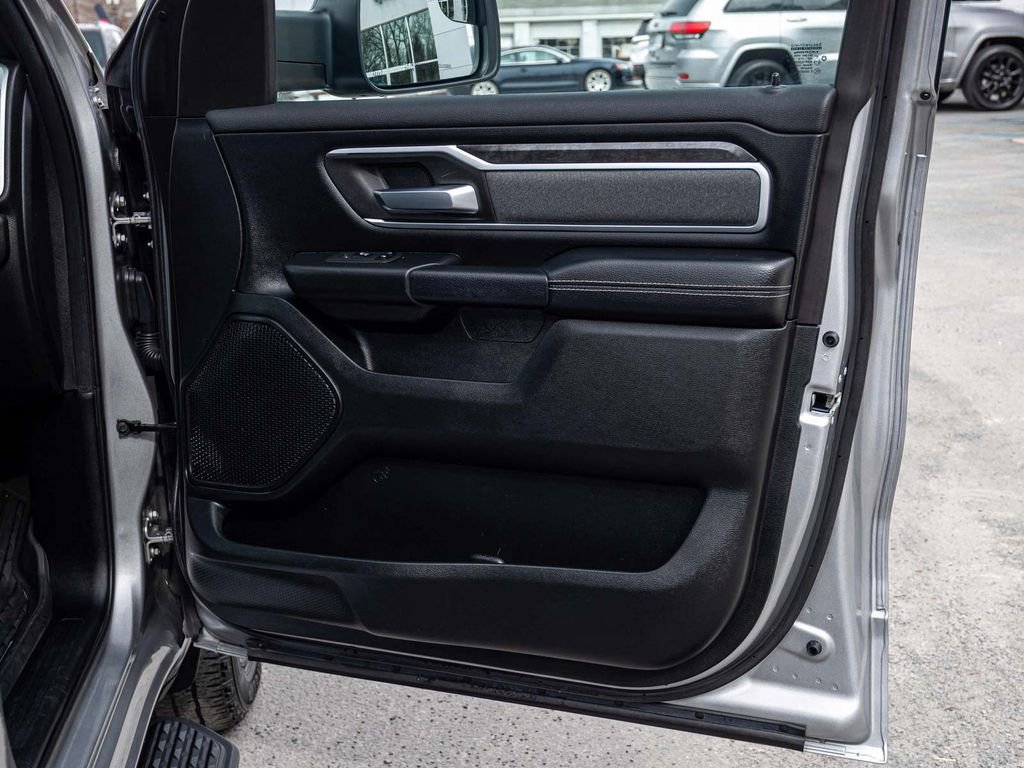 Used 2021 RAM 1500 Big Horn image 13