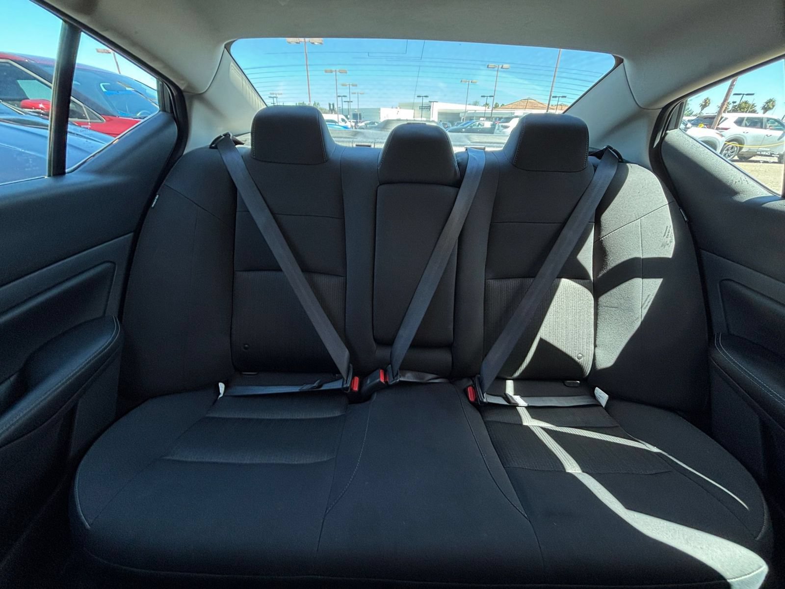 Used 2025 Nissan Altima 2.5 SV FWD image 39