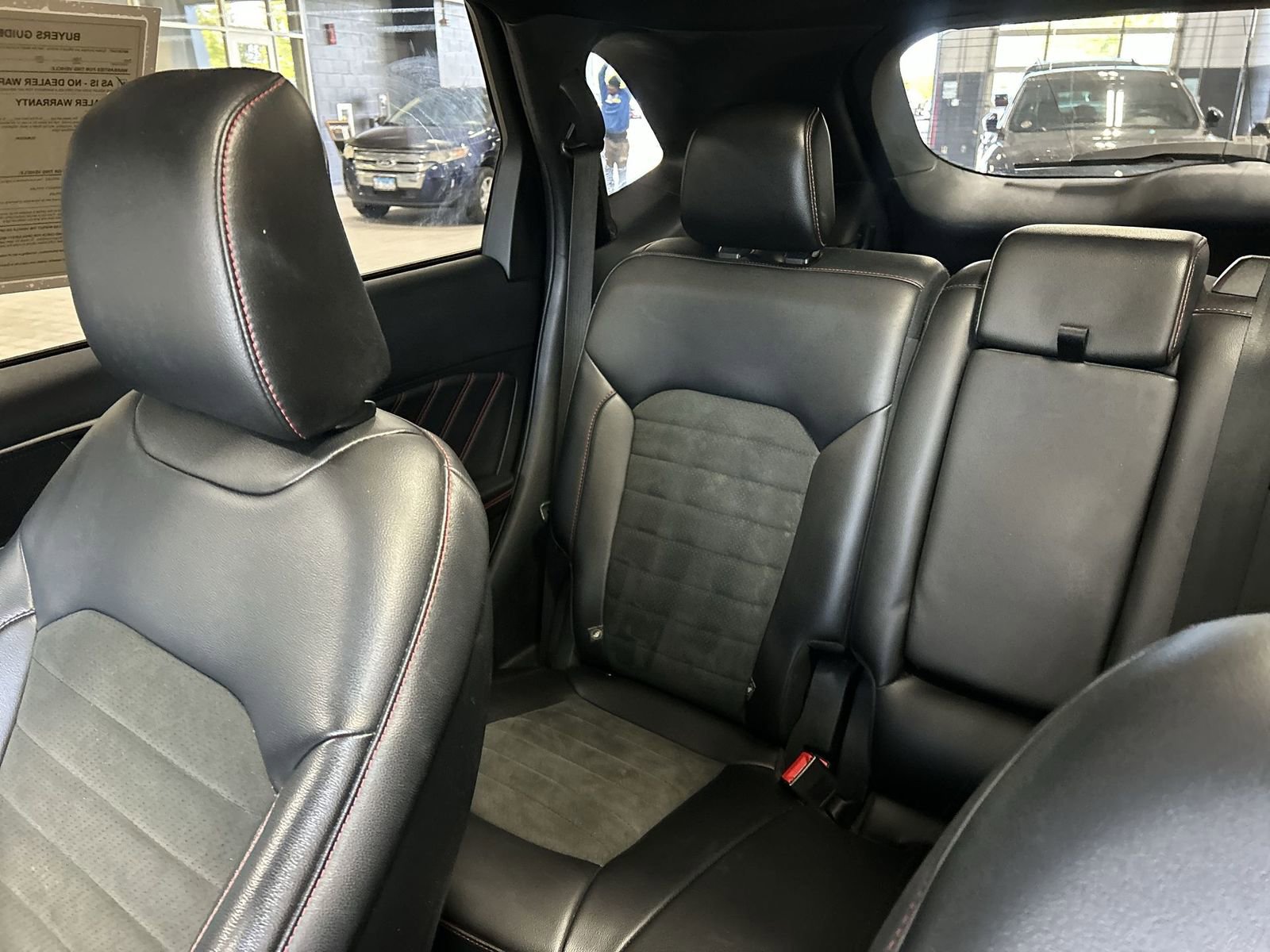 Used 2021 Ford Edge ST-Line AWD/4WD image 5