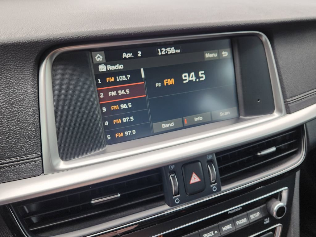 Used 2020 Kia Optima LX image 16