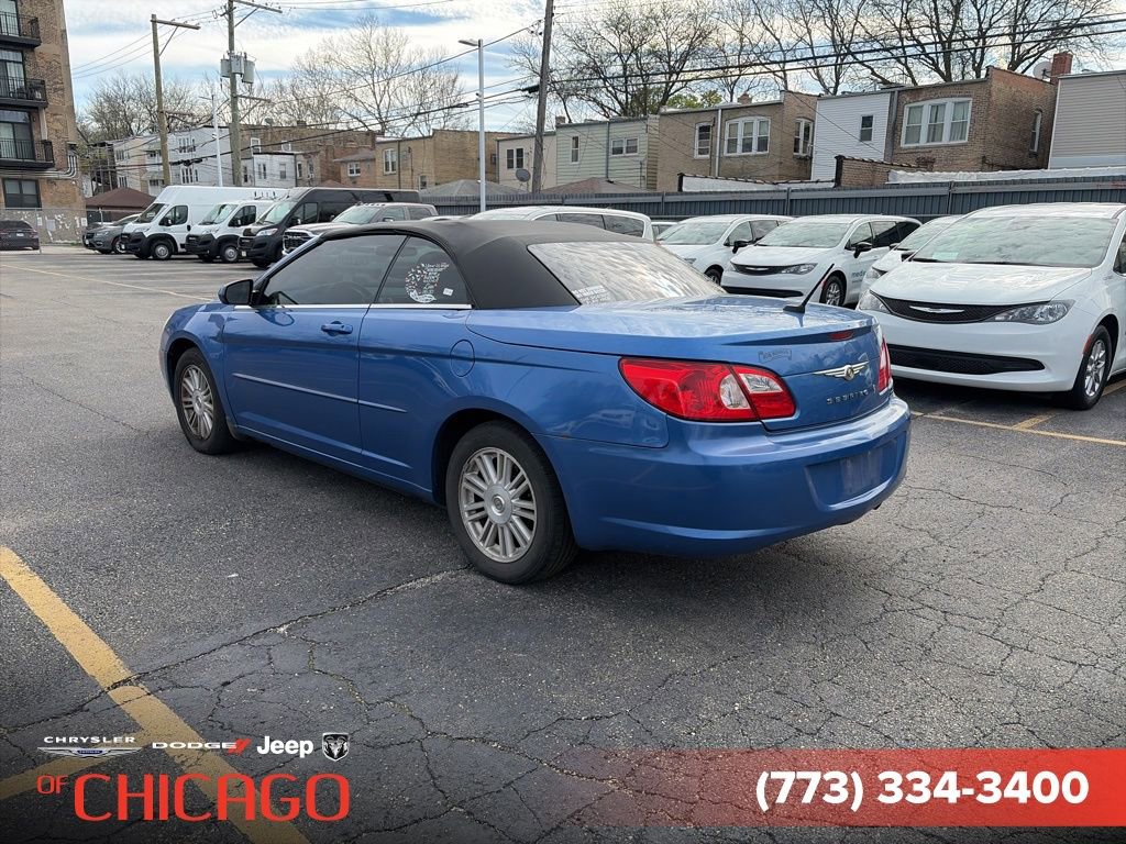 Used 2008 Chrysler Sebring Touring FWD image 4