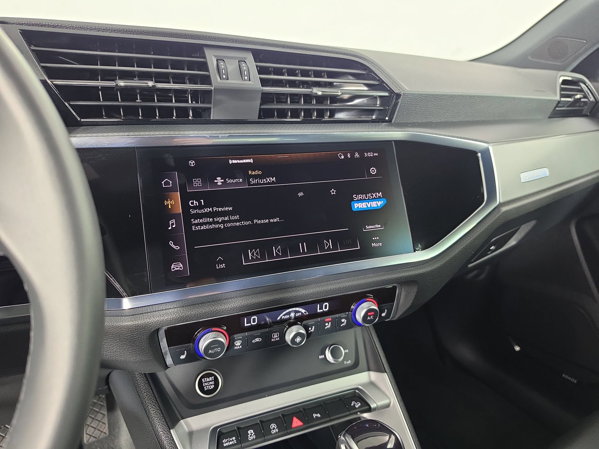 Certified 2025 Audi Q3 2.0T Premium Plus w/ Premium Plus Package AWD/4WD image 27