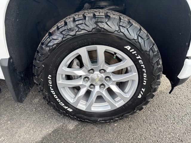 Used 2022 Chevrolet Silverado 1500 RST w/ Z71 Off-Road Package AWD/4WD image 12