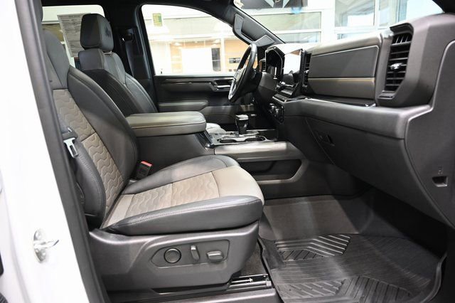 Used 2024 Chevrolet Silverado 1500 ZR2 w/ ZR2 Bison Edition image 15