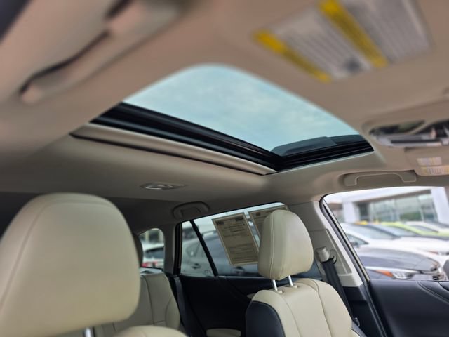 Certified 2025 Subaru Outback Limited AWD/4WD image 10